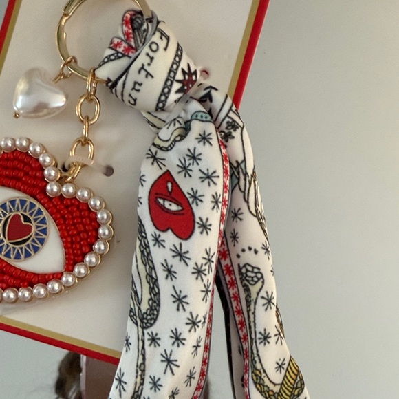 Piper K Red Heart Bag Charm & Key Chain - Picture 3 of 3